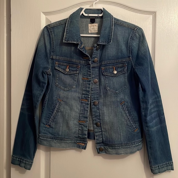 Jean jacket - Picture 1 of 5
